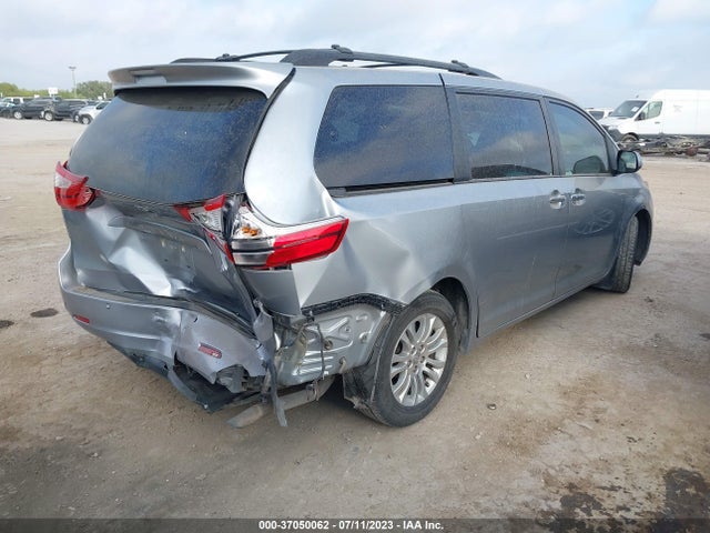 Toyota Sienna Xle Auto Access 2017 5TDYZ3DC1HS772255 Image 4