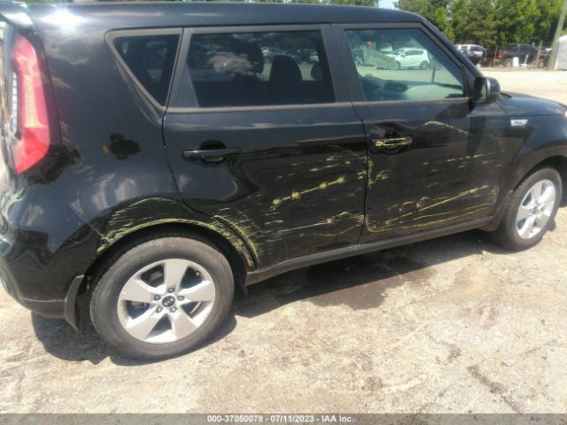 KNDJN2A27K7670818 KIA Soul Base
