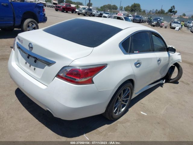 1N4AL3AP1FC241166 Nissan ALTIMA 2.5