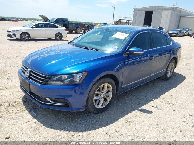 1VWAS7A33GC008020 Volkswagen Passat 1.8t S