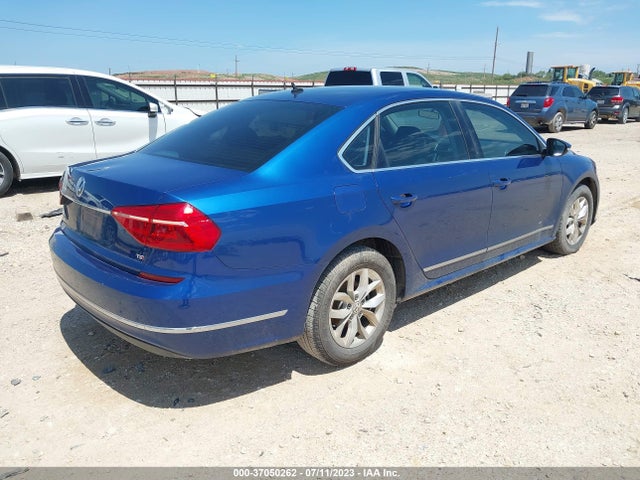 1VWAS7A33GC008020 Volkswagen Passat 1.8t S