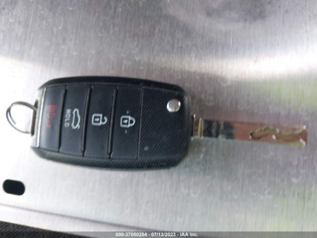 5XXGT4L37GG119479 KIA Optima Lx