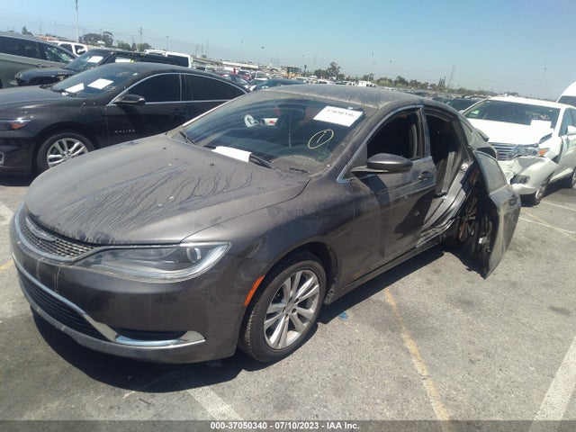 Chrysler 200 Limited 2016 1C3CCCAB0GN160225 Image 2