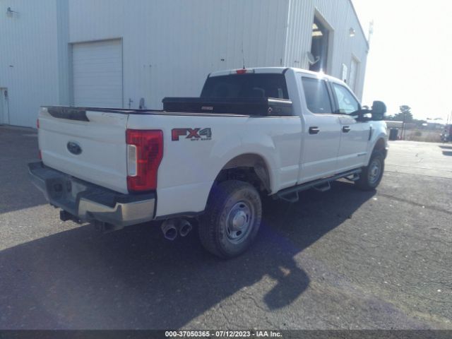 1FT7W2BT4HEE32024 Ford Super Duty F-250 Srw Lariat/platinum