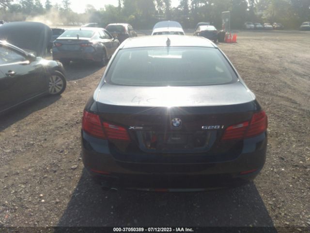 WBA5A7C55ED615823 BMW 5 Series 528i Xdrive