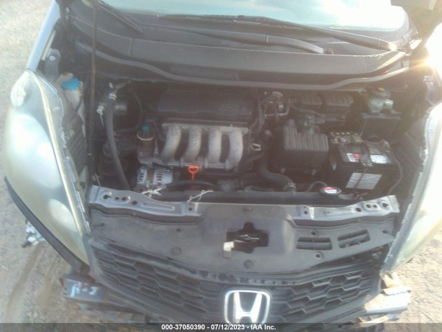 2012 HONDA FIT SPORT VIN: JHMGE8H57CC015028