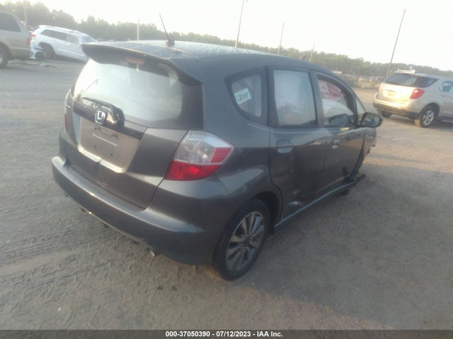 2012 HONDA FIT SPORT VIN: JHMGE8H57CC015028