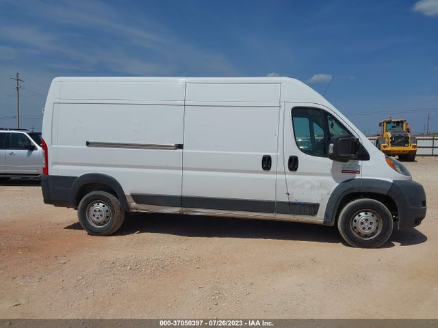 3C6TRVDGXJE154609 RAM Promaster Cargo Van
