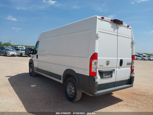 3C6TRVDGXJE154609 RAM Promaster Cargo Van