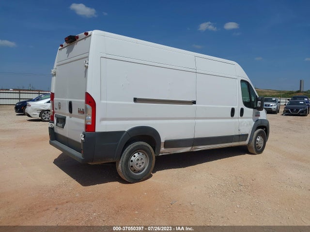 3C6TRVDGXJE154609 RAM Promaster Cargo Van