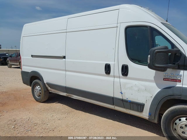 3C6TRVDGXJE154609 RAM Promaster Cargo Van