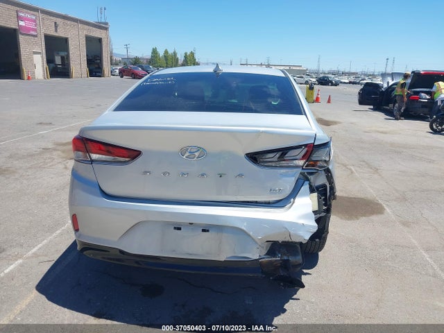 Hyundai SONATA ECO 2018 5NPE24AA2JH715915 Image 9