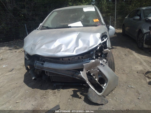 Chevrolet TRAX LS 2018 KL7CJKSB3JB535072 Image 12