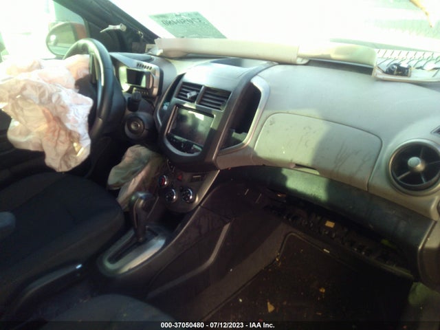 Chevrolet SONIC LT 2014 1G1JC6SB2E4109159 Image 5