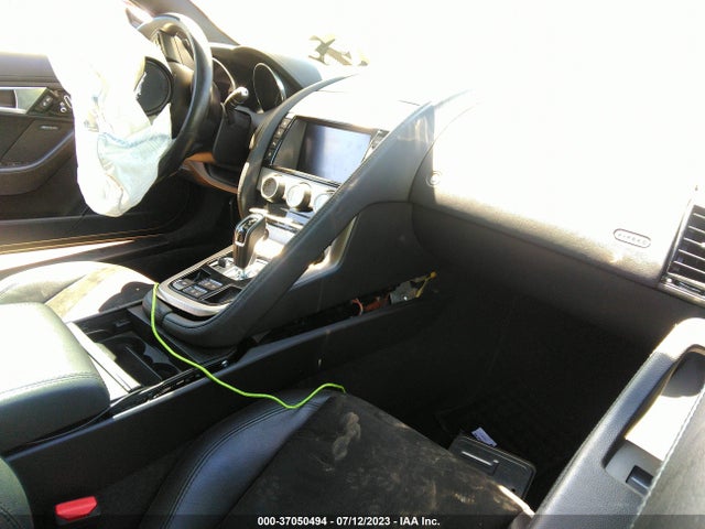2016 JAGUAR F-TYPE SAJWA6AT7G8K30036 Photo 4