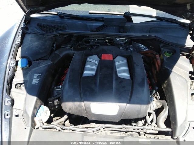 2012 PORSCHE CAYENNE S HYBRID VIN: WP1AE2A24CLA90725