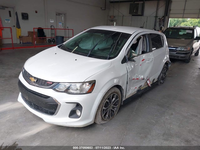 Chevrolet SONIC LT 2017 1G1JD6SH9H4123632 Image 2