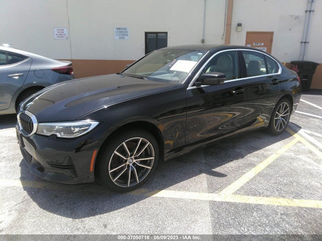 BMW 3 Series 330i 2020 3MW5R1J01L8B03838 Image 2