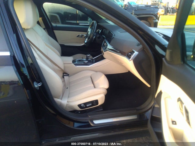 BMW 3 Series 330i 2020 3MW5R1J01L8B03838 Image 5