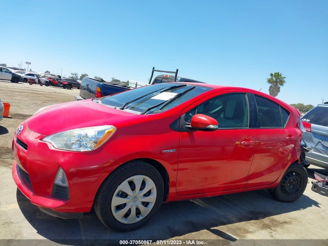 Toyota Prius C One/three/two/four 2014 JTDKDTB3XE1077627 Image 6