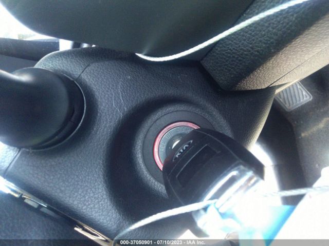 KNDPB3AC8F7794104 KIA Sportage Lx
