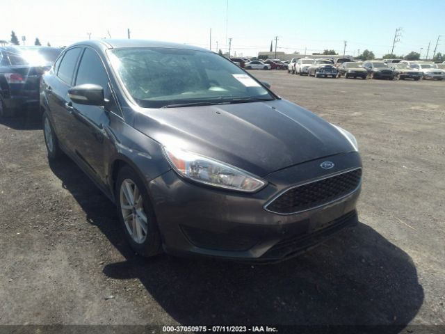 Ford FOCUS SE 2017 1FADP3F21HL286075 Image 1