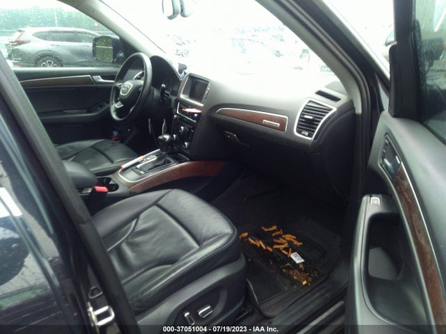WA1LFAFP0EA118583 Audi Q5 Premium Plus