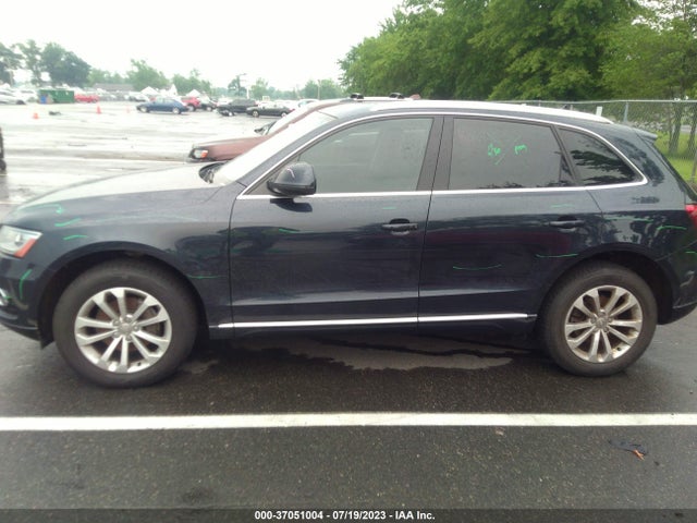 WA1LFAFP0EA118583 Audi Q5 Premium Plus