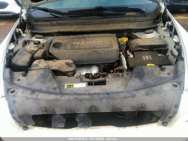 1C4PJLCB6FW720807 Jeep Cherokee Latitude