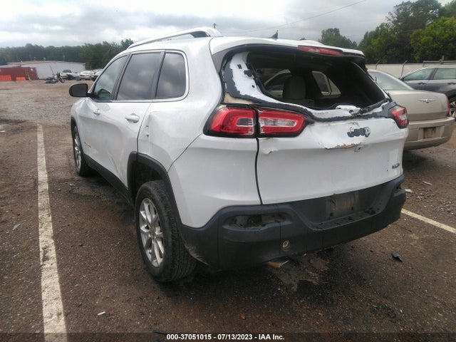 1C4PJLCB6FW720807 Jeep Cherokee Latitude