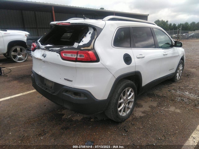 1C4PJLCB6FW720807 Jeep Cherokee Latitude