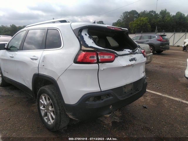 1C4PJLCB6FW720807 Jeep Cherokee Latitude