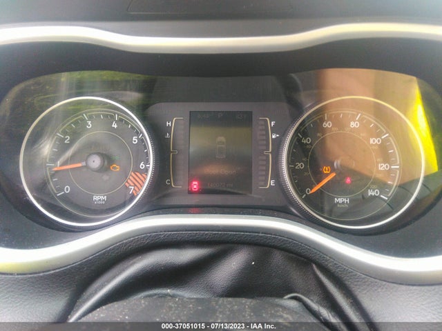 1C4PJLCB6FW720807 Jeep Cherokee Latitude