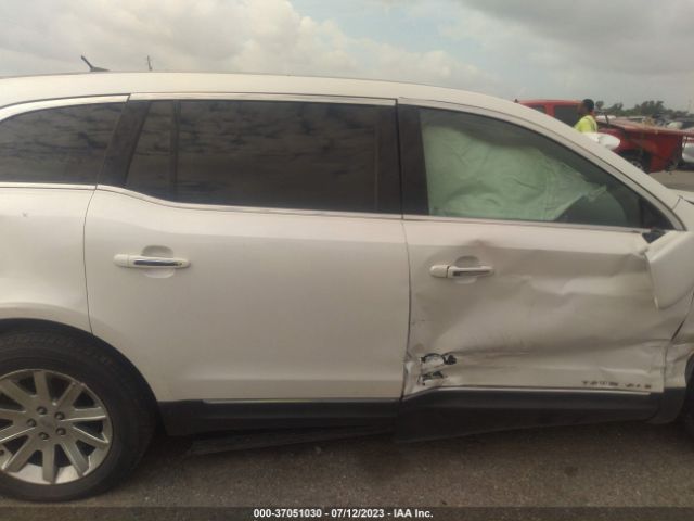 2LMHJ5NK3FBL02378 Lincoln MKT