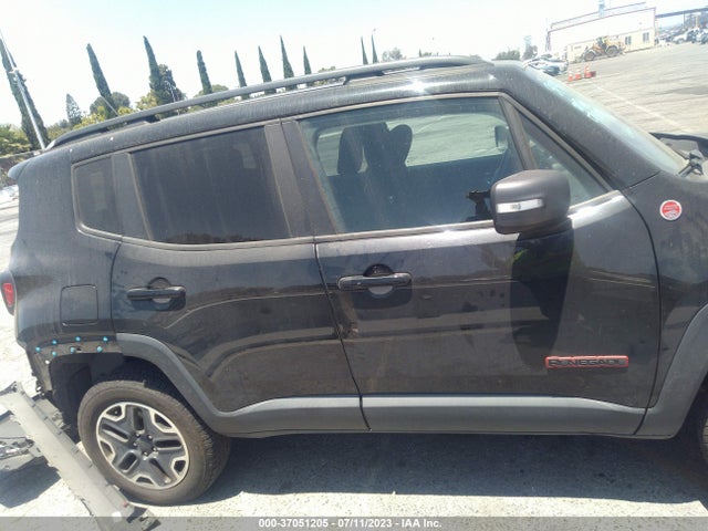 ZACCJBCB3HPG61627 Jeep Renegade Trailhawk