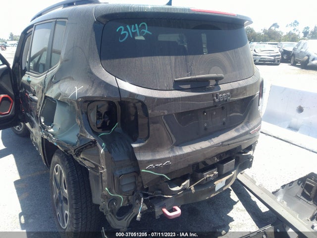 ZACCJBCB3HPG61627 Jeep Renegade Trailhawk