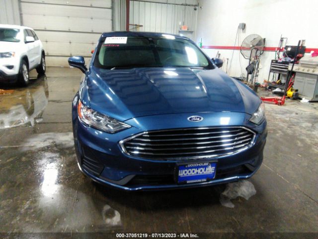 3FA6P0LU7KR148353 Ford Fusion Hybrid Se