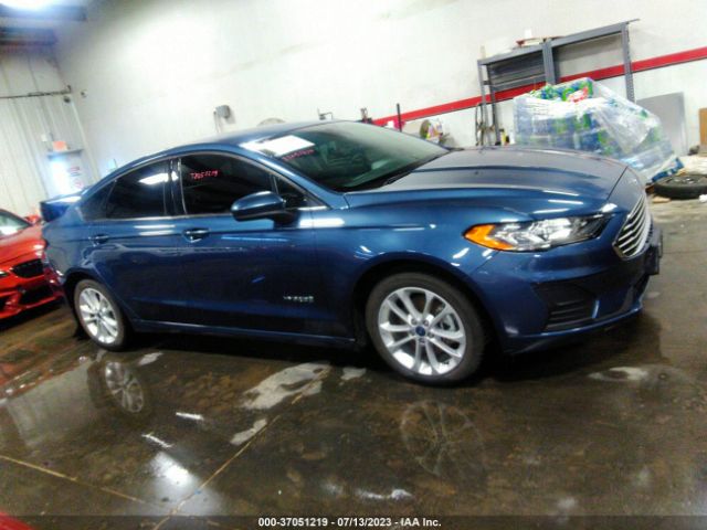 3FA6P0LU7KR148353 Ford Fusion Hybrid Se