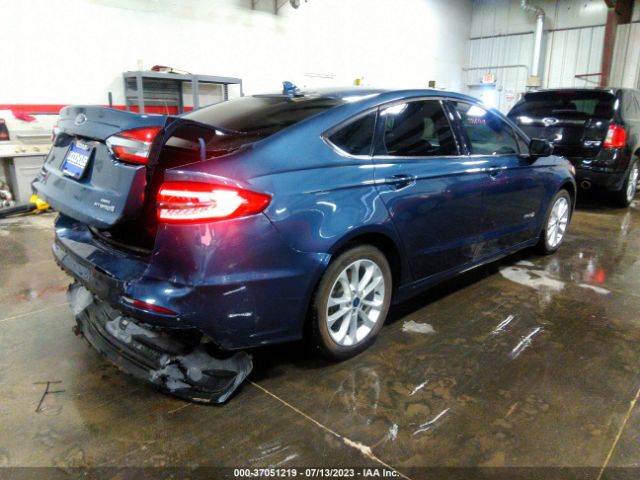 3FA6P0LU7KR148353 Ford Fusion Hybrid Se
