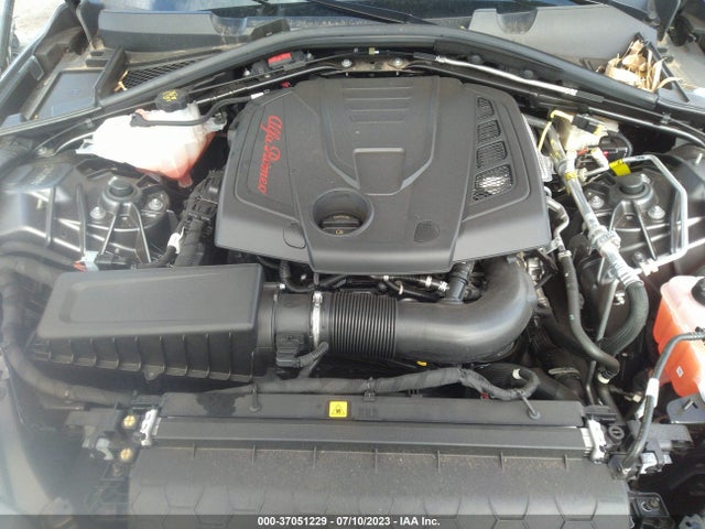 2022 Alfa Romeo Giulia, VIN: ZARFAMBN3N7653577
