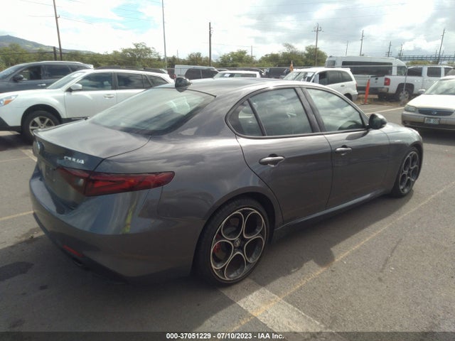 2022 Alfa Romeo Giulia, VIN: ZARFAMBN3N7653577