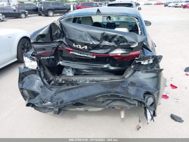 3KPF24AD9PE609974 KIA Forte Lxs