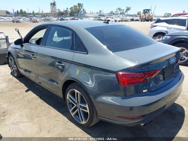 WAUAUGFF8LA102560 Audi A3 Sedan Premium
