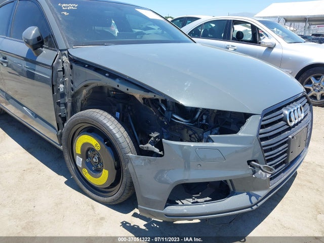 WAUAUGFF8LA102560 Audi A3 Sedan Premium