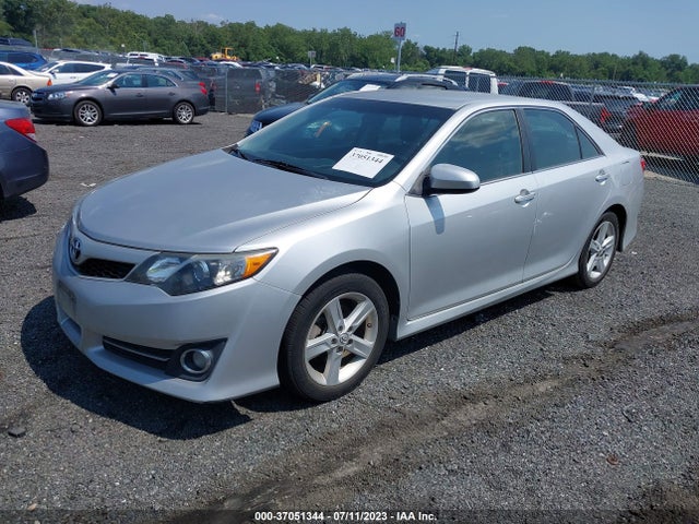 Toyota CAMRY SE 2014 4T1BF1FK3EU329731 Image 2