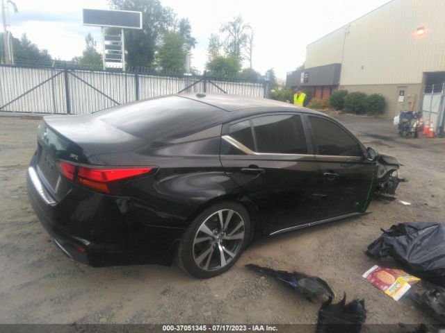 1N4BL4CVXKC260055 Nissan Altima 2.5 Sr