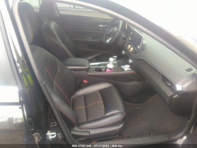 1N4BL4CVXKC260055 Nissan Altima 2.5 Sr