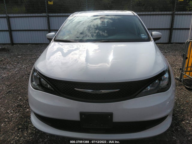 2C4RC1CG1NR229622 Chrysler Voyager Lx