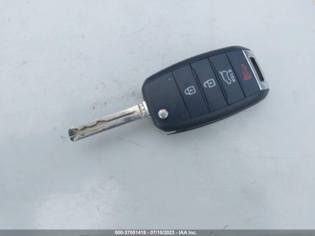 KIA SOUL + 2017 KNDJP3A58H7445780 Image 11