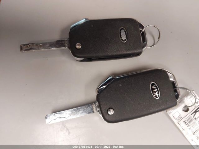 3KPF24AD6ME406889 KIA Forte Lxs